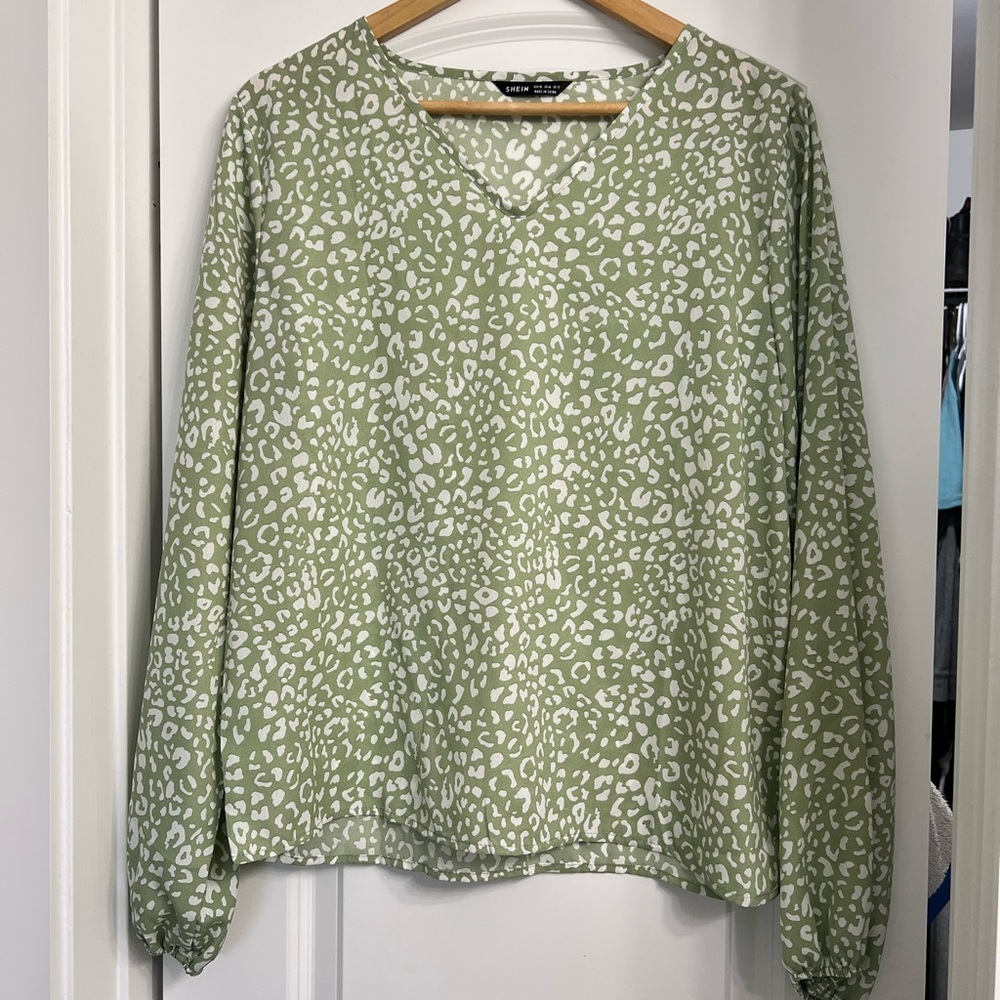 Shein Blouse. Size XL